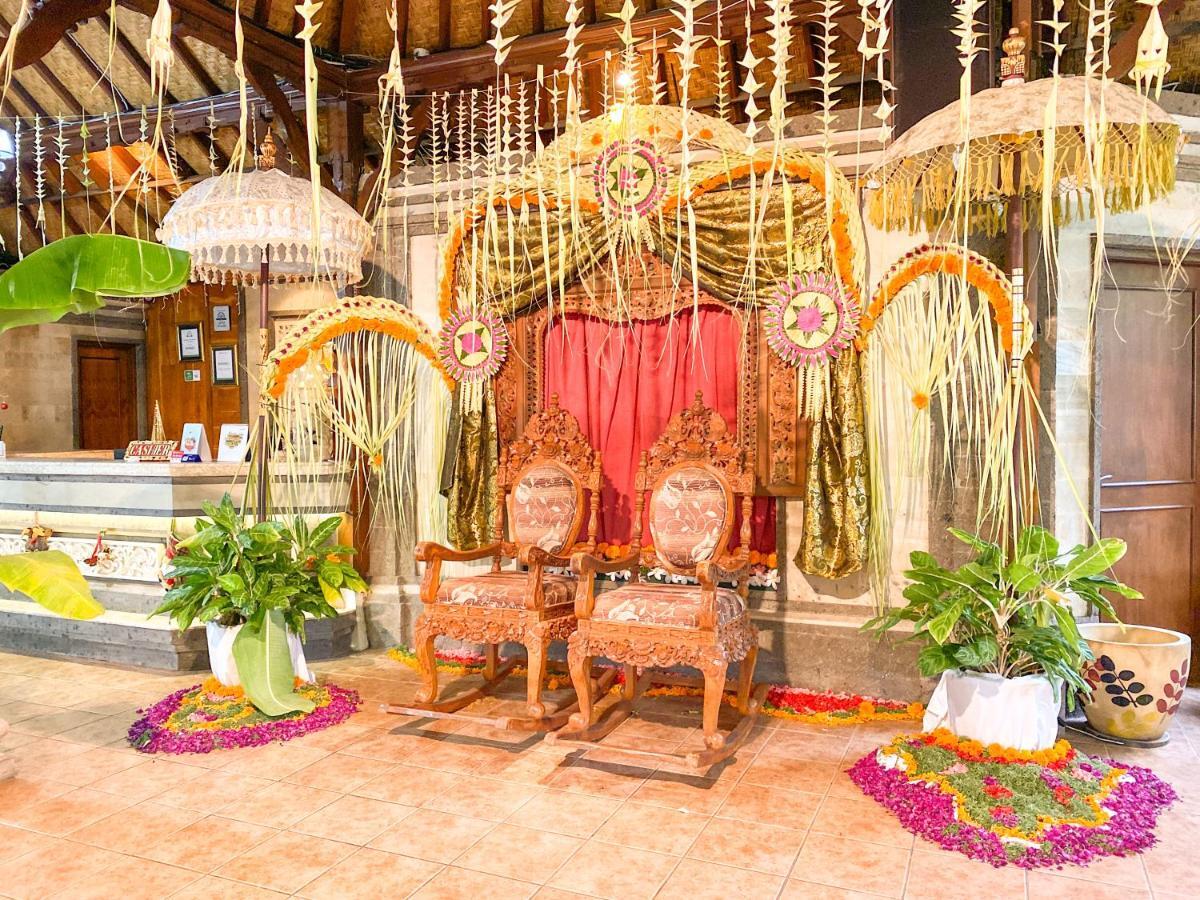 Kusnadi Hotel Легиан Экстерьер фото